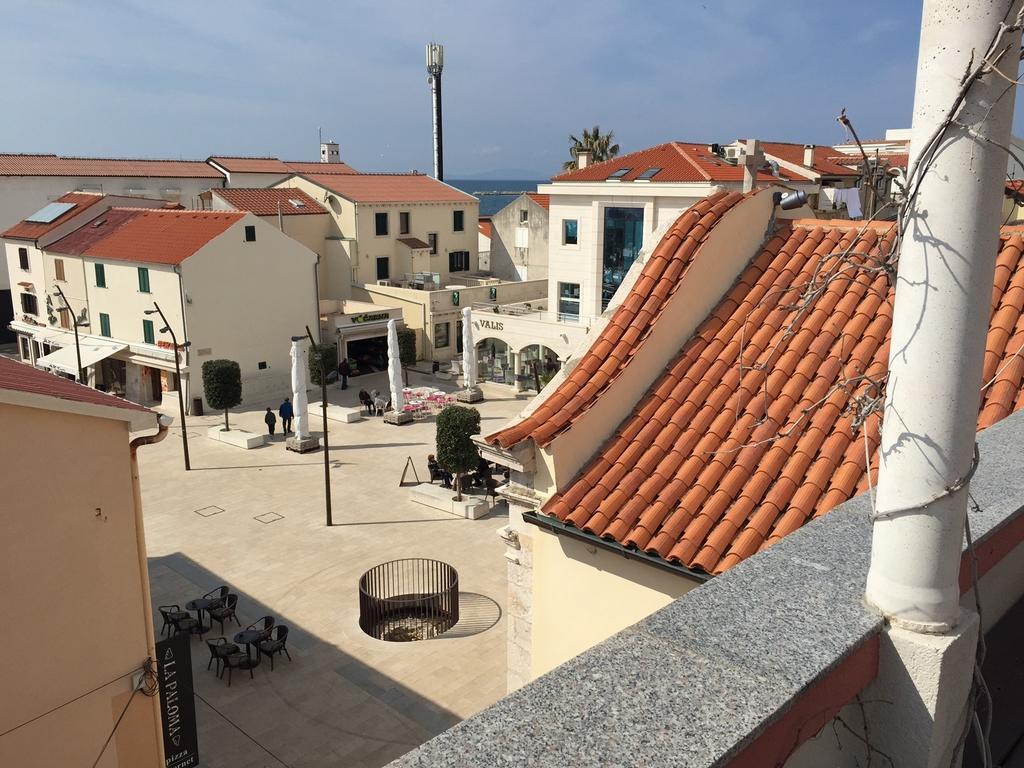Apartments Bazilika نوفاليا الغرفة الصورة