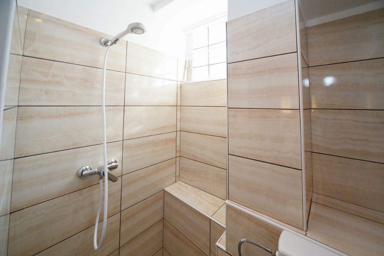 Apartments Bazilika نوفاليا المظهر الخارجي الصورة