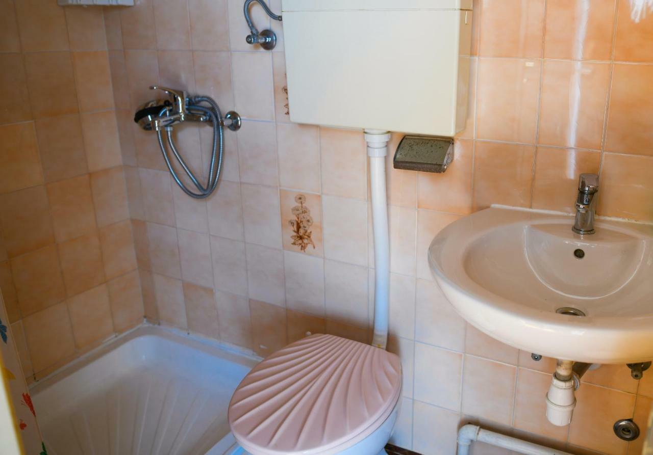 Apartments Bazilika نوفاليا المظهر الخارجي الصورة
