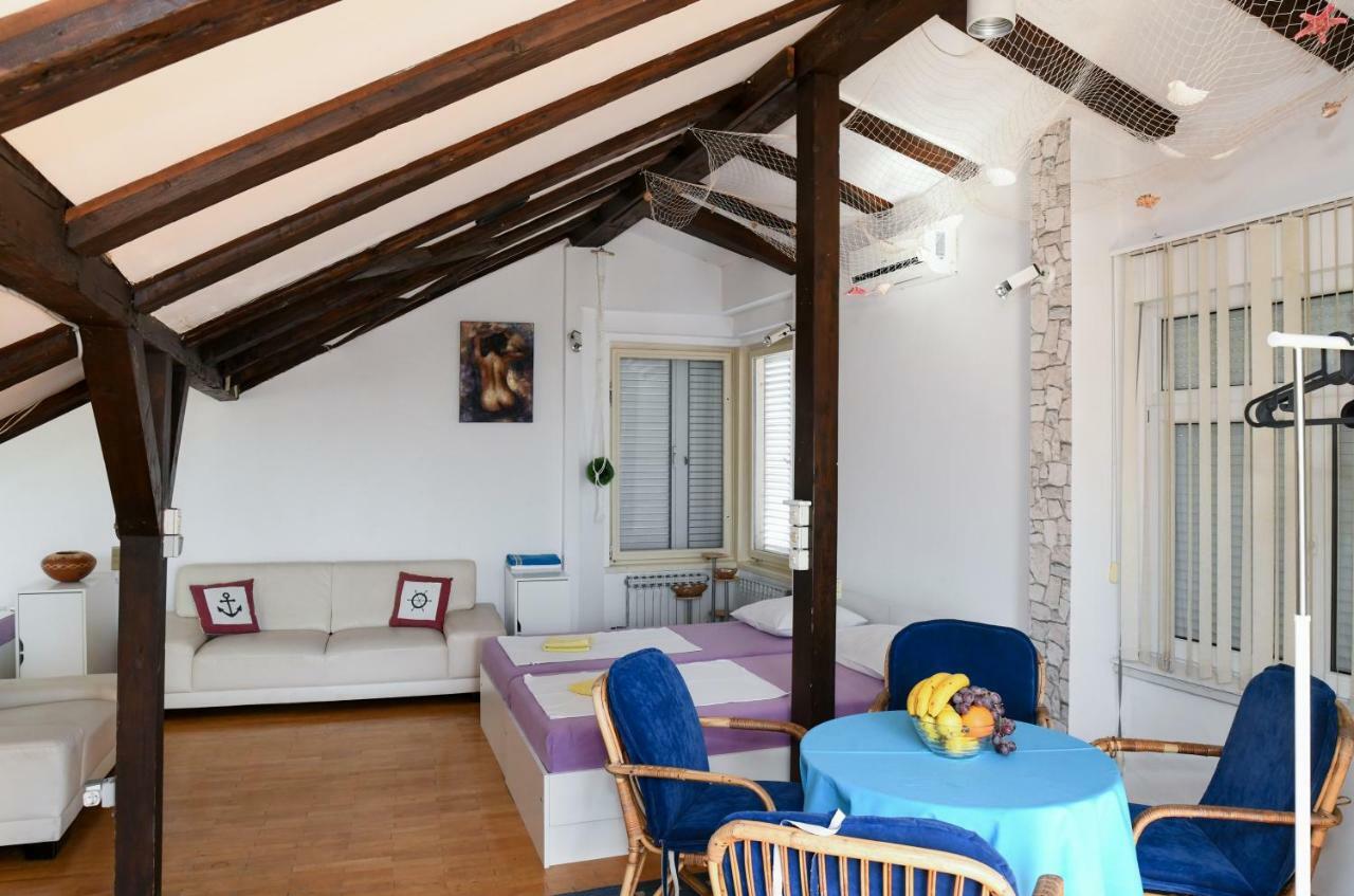 Apartments Bazilika نوفاليا المظهر الخارجي الصورة