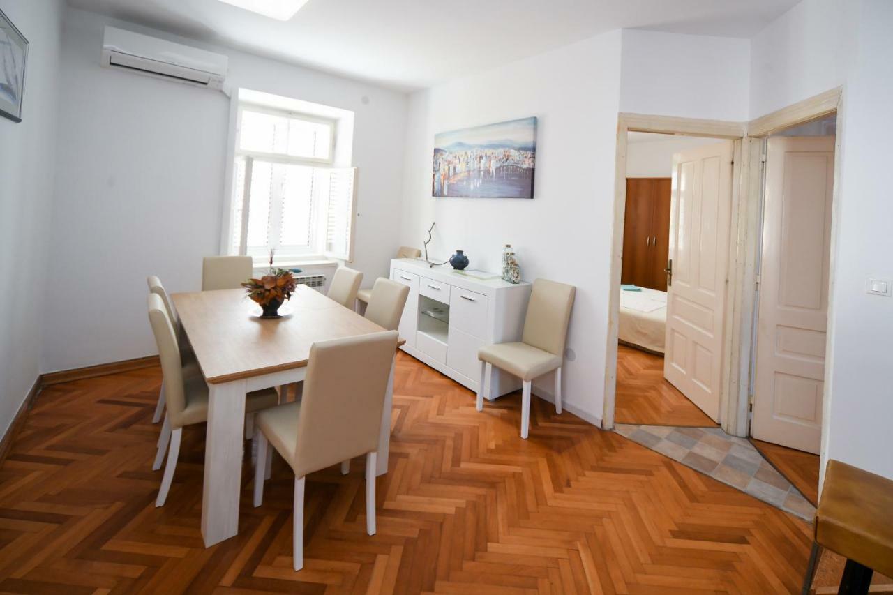 Apartments Bazilika نوفاليا المظهر الخارجي الصورة