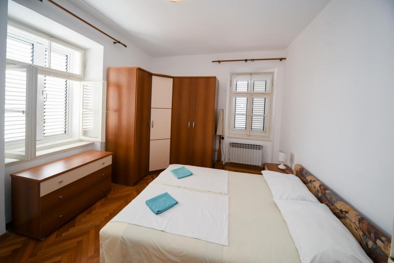 Apartments Bazilika نوفاليا المظهر الخارجي الصورة
