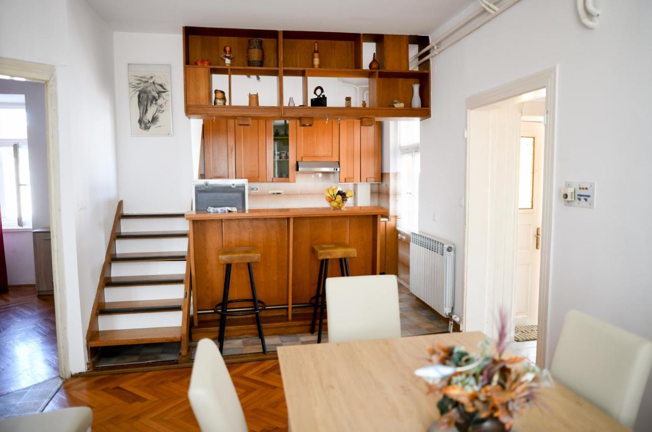 Apartments Bazilika نوفاليا المظهر الخارجي الصورة